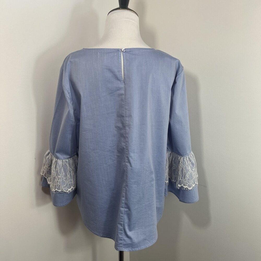 NYC NEW YORK & COMPANY Women's Blue White Top Lace 3/4 Bell Sleeve M Oversized - Picture 2 of 13